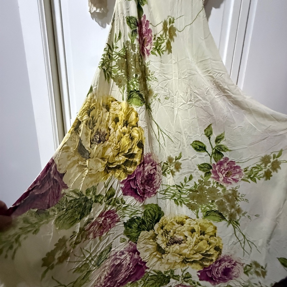 Elegant Cream Floral Maxi Dress with Green and Pink Accents - Picture 13 of 15